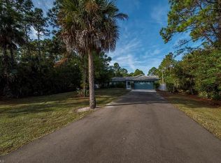 331 4th St SE, Naples, FL 34117