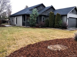 2242 SW Quartz Ave, Redmond, OR 97756