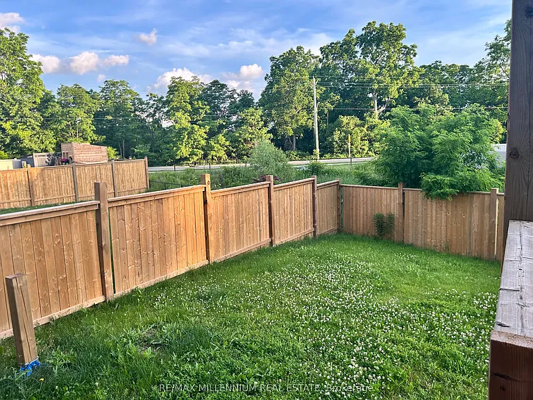 7 Rea Ct — Photo 26