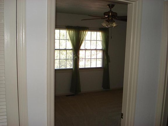 Rear Bedroom