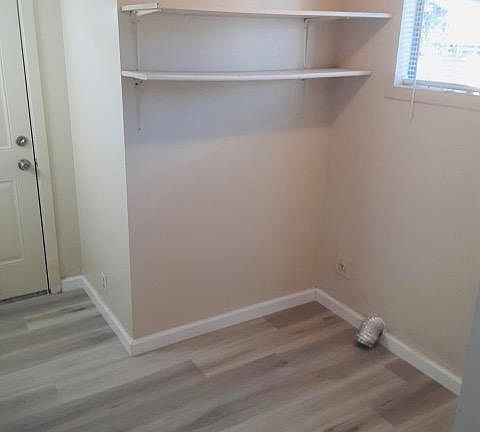 4th image of 8421 Pearl Way
