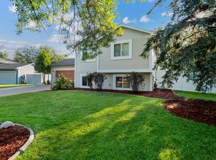 11616 Quebec Ave N, Champlin, MN 55316