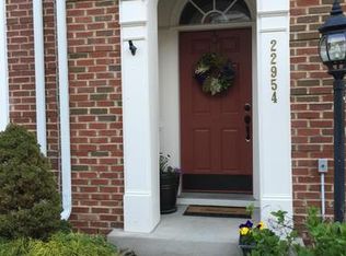 22954 Fanshaw Sq, Ashburn, VA 20148