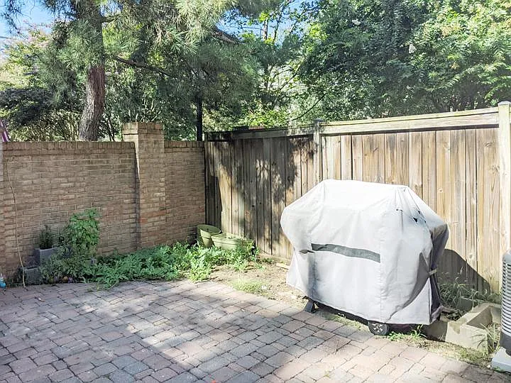 440 W Glebe Rd — Photo 6