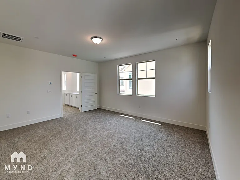 10564 Trill Way — Photo 7