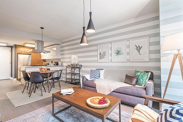 1st image of 450 W 42nd St APT 20G