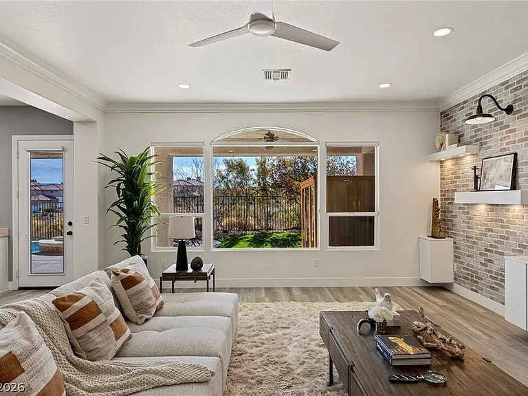 9421 Queen Charlotte Dr — Photo 35