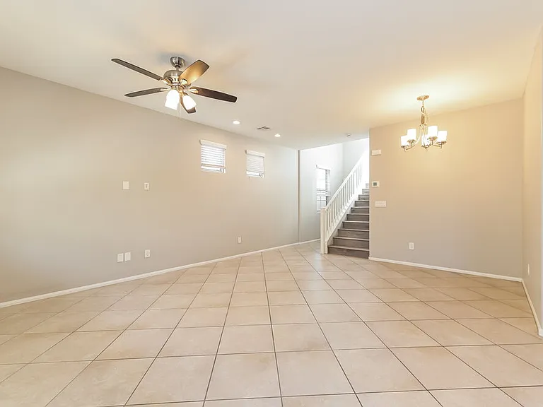 6377 Kellyville Dr — Photo 5