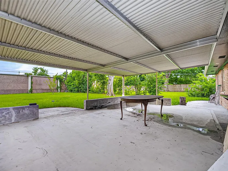 5803 Greencraig Dr — Photo 23