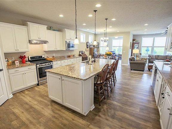 4th image of 5390 Daintree Ln