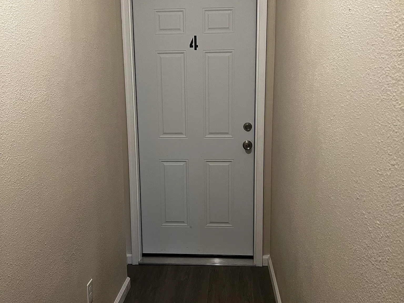 213 Locust Street - 4 — Photo 3