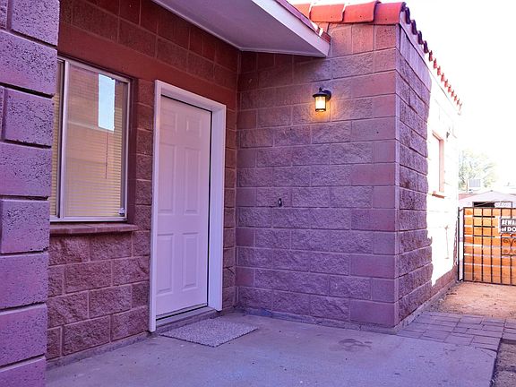 5th image of 3568 Oasis Dr