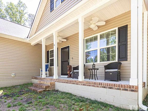 5th image of 4 Joanna Ct