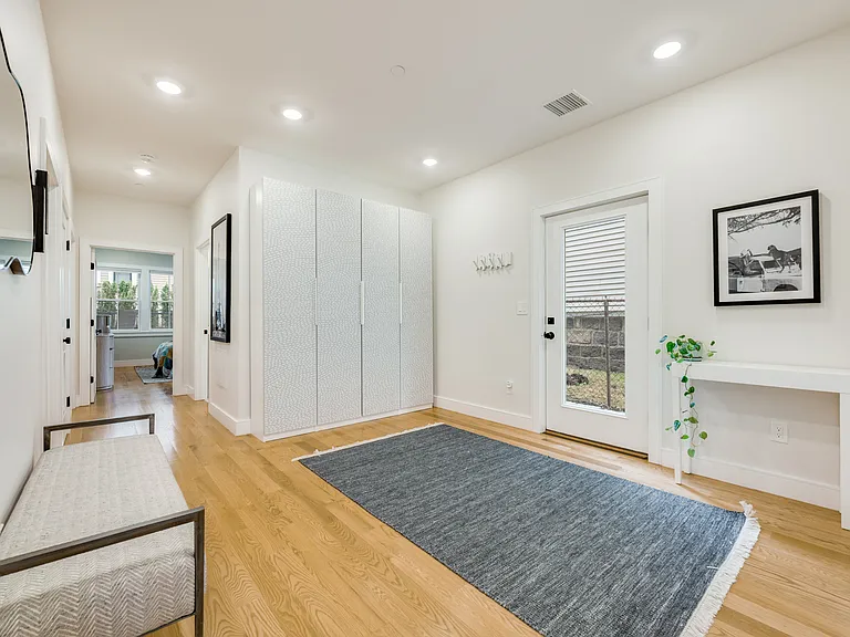 34 Dorset St #1 — Photo 4