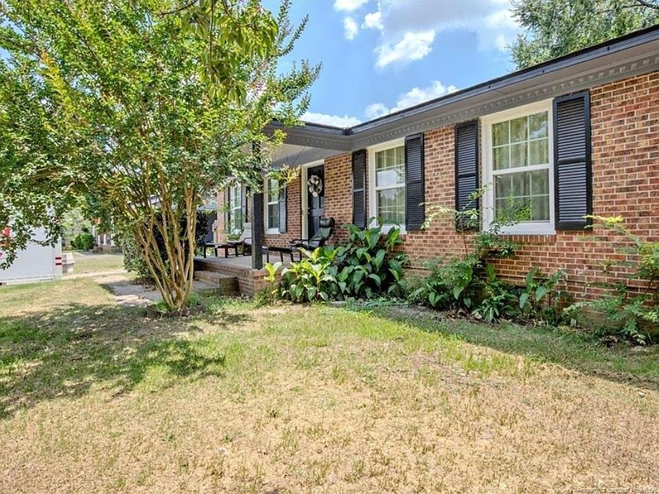 1st image of 3230 Periwinkle Dr