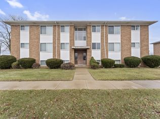 4221 Quarry Rd #2, Wyandotte, MI 48192