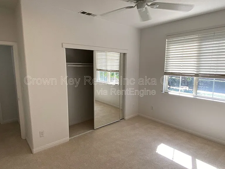 1030 Eastlake Cir — Photo 27