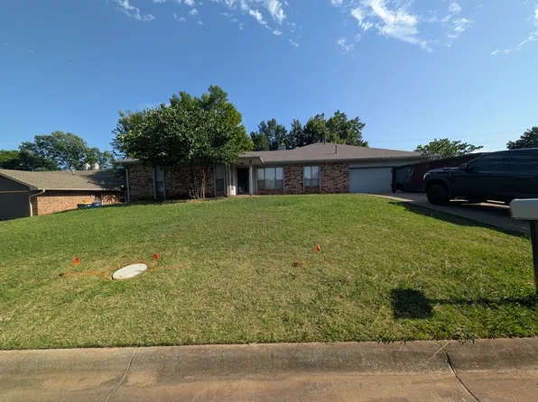 1805 S Hillside St, Stillwater, OK 74074