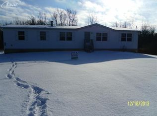 5127 W Carpenter Rd, Flint, MI 48504