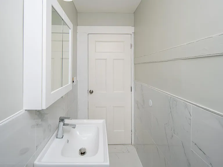 2326 15th St #1 — Photo 11