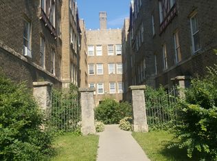 6321 N Mozart St APT 3C, Chicago, IL 60659