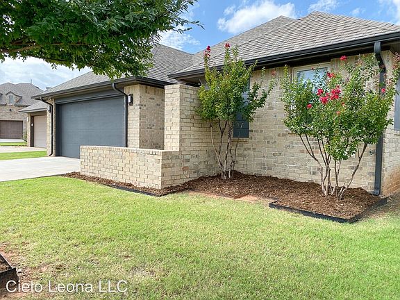 4th image of 17509 Black Hawk Dr