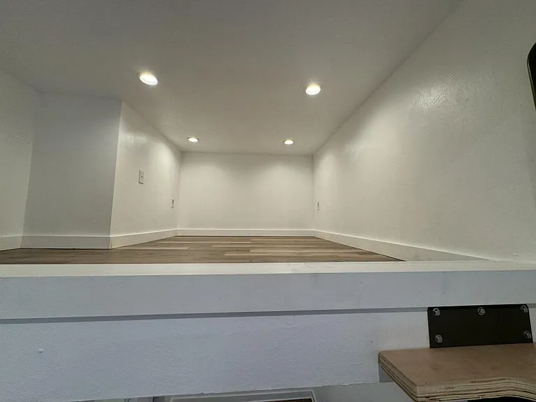 32 Bridge St #3 — Photo 2