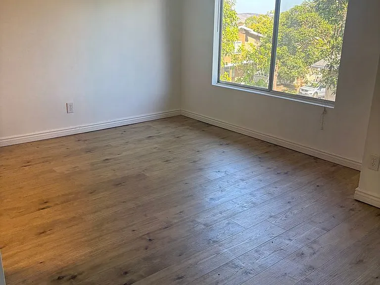 4220 Vista Del Rio Way #4 — Photo 6
