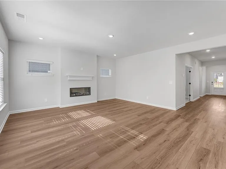 2929 Sweet Red Cir — Photo 19