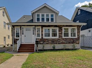 211 Broadway, Keyport, NJ 07735