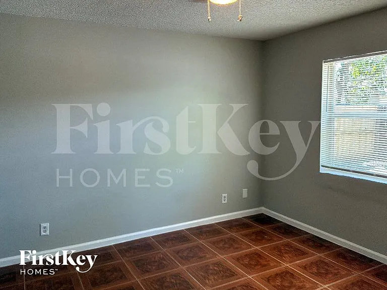 6004 Westfall Rd — Photo 6