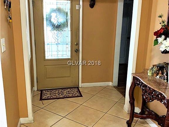 4th image of 1701 Blue Mountain Dr