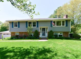 40 Scout Ln, North Attleboro, MA 02760