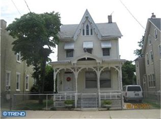 12 Walnut St, Salem, NJ 08079