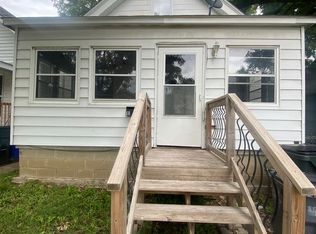 1028 3rd Ave SW, Cedar Rapids, IA 52404