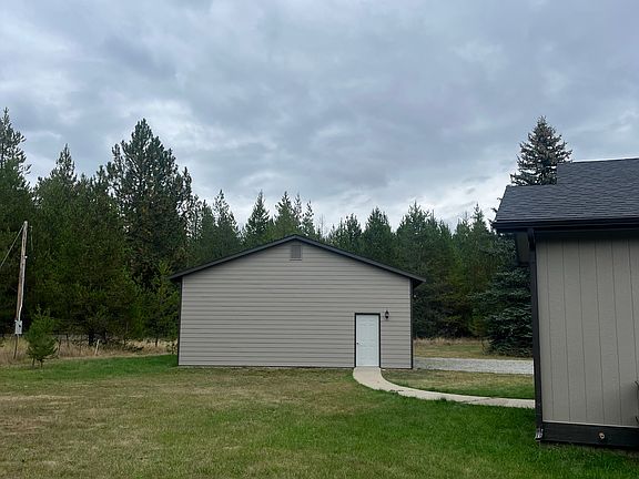 5th image of 156 Grouse Meadows Rd