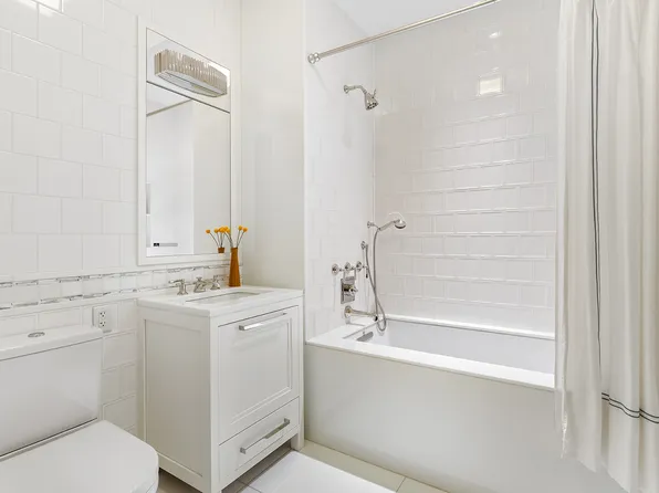 235 West 75th Street image 11 of 12