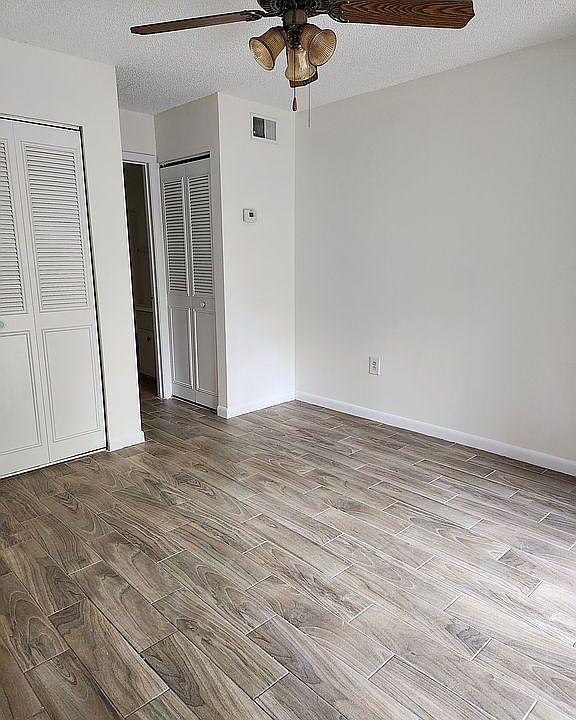 1st Floor Bedroom 