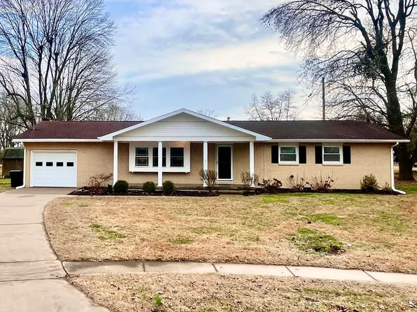 5 Sturgis Cir, Metropolis, IL 62960
