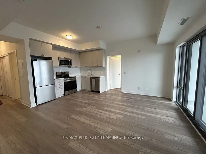 Building Photo - 51 Clarington Blvd #702