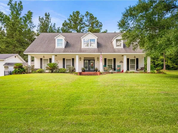 253 Woodland Ridge Dr, Winnfield, LA 71483