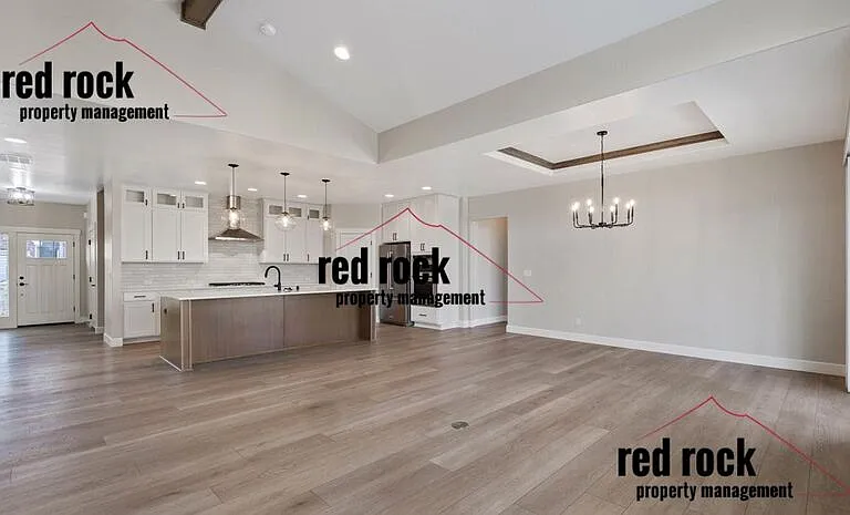 5022 S Hillcrest Ln — Photo 2