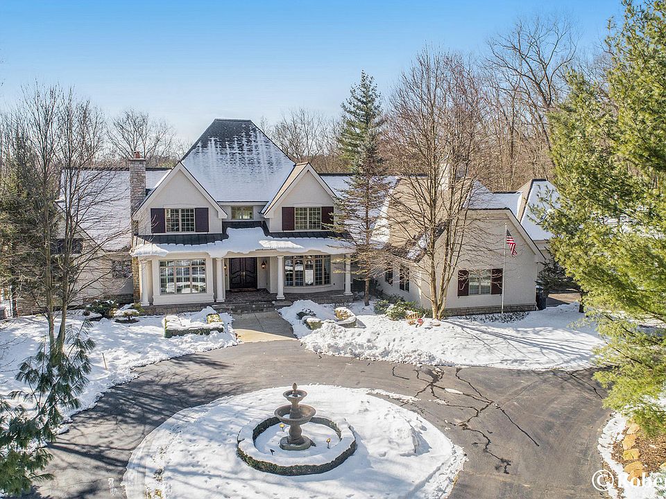 1st image of 1561 Foot Hills Ct NE