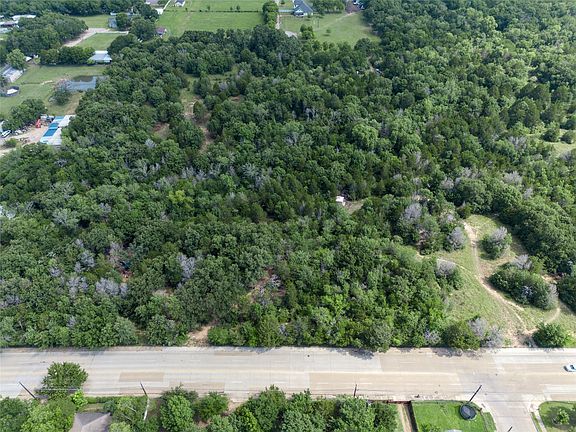 4th image of 9905 Rylie Rd