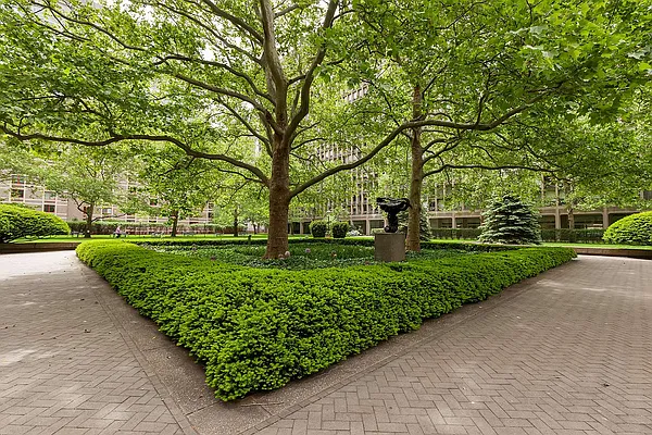 Rented by Cooper & Cooper Real Estate | media 39