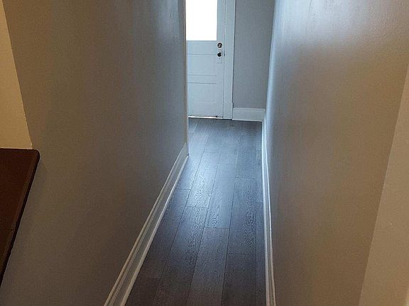 5th image of 1710 De Armand Ave #1