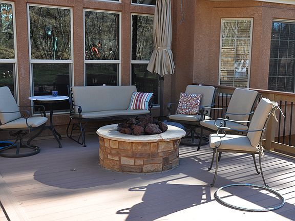 Deck/Fire pit