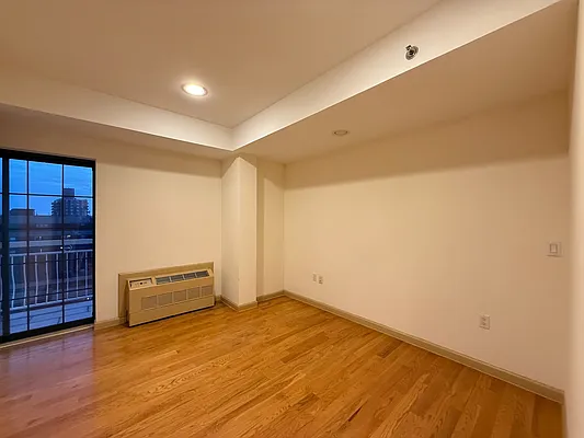 Rented by Koriny NYC LLC | media 7