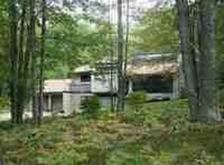 4765 Forest Ridge Dr, Cadillac, MI 49601