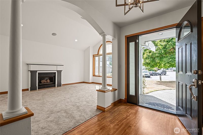 4th image of 1160 N Cascade Court